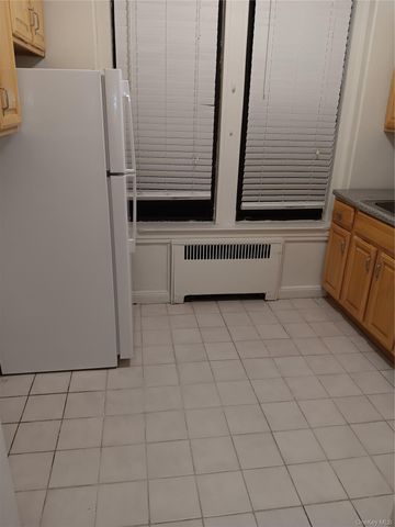 40-45 201 Street, Bayside, NY 11361