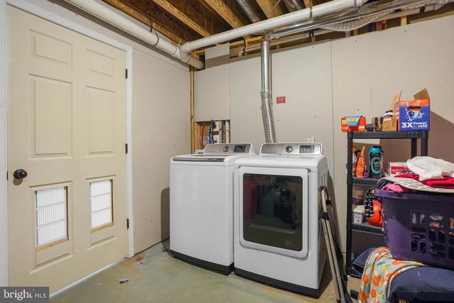 11337 RUSSELL RD, Hillsboro, VA 20132