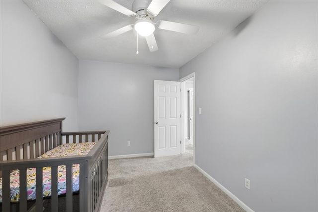 916 NW Berkshire Drive, Blue Springs, MO 64015