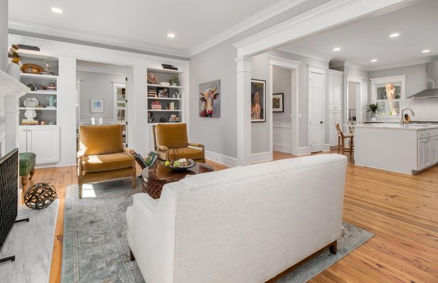 70 Saturday Road, Mount Pleasant, SC 29464