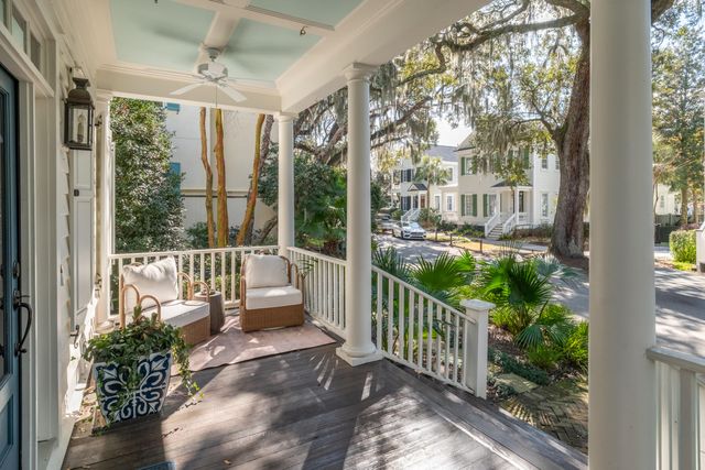 70 Saturday Road, Mount Pleasant, SC 29464