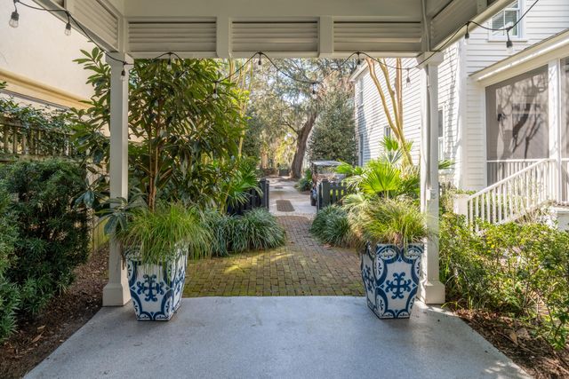 70 Saturday Road, Mount Pleasant, SC 29464