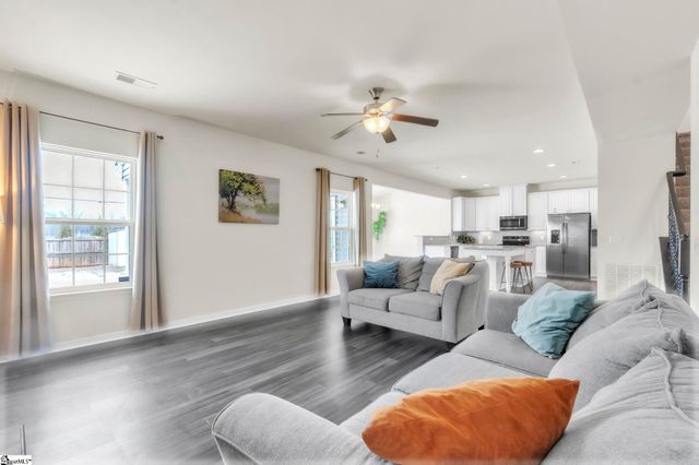 328 Bucklebury Road, Greer, SC 29651