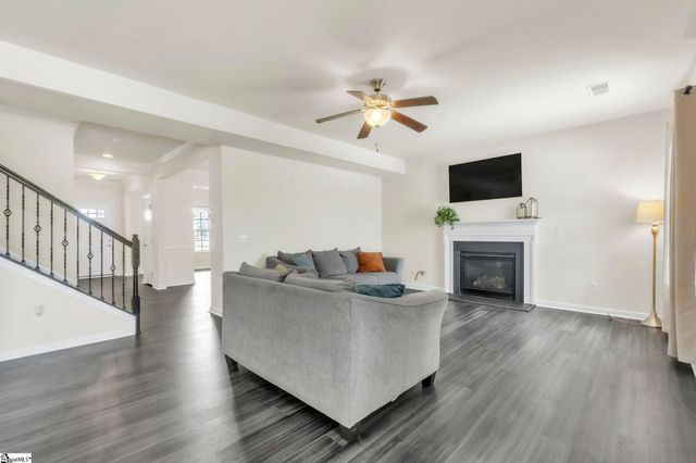 328 Bucklebury Road, Greer, SC 29651