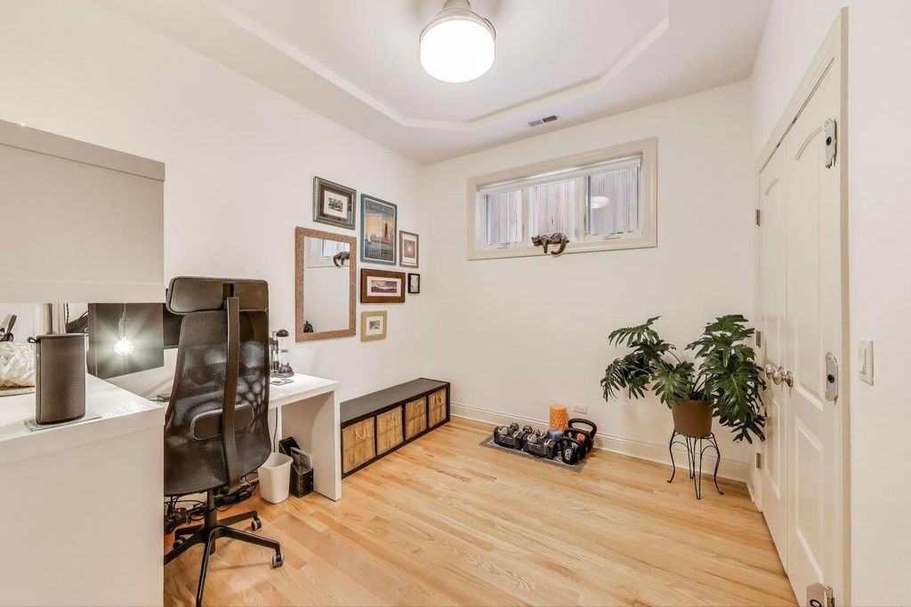 property-img