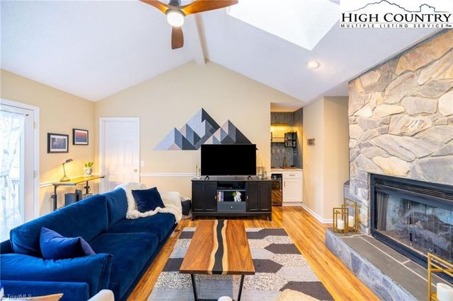 30 Village Road, Roaring Gap, NC 28668