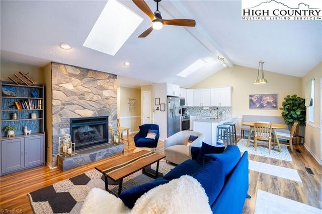 30 Village Road, Roaring Gap, NC 28668
