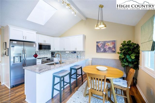 30 Village Road, Roaring Gap, NC 28668
