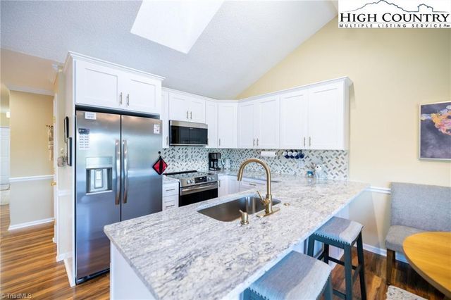 30 Village Road, Roaring Gap, NC 28668