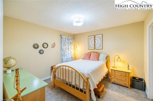 30 Village Road, Roaring Gap, NC 28668