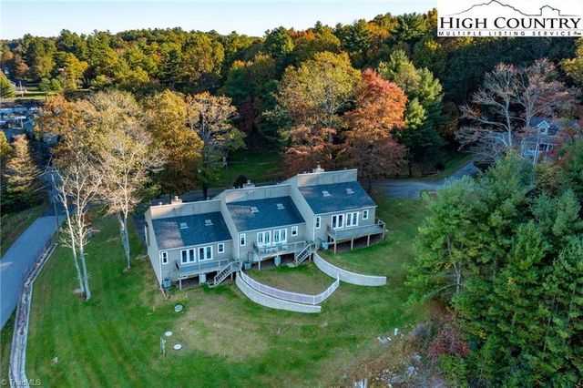 30 Village Road, Roaring Gap, NC 28668