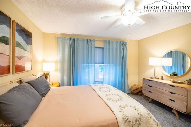 30 Village Road, Roaring Gap, NC 28668