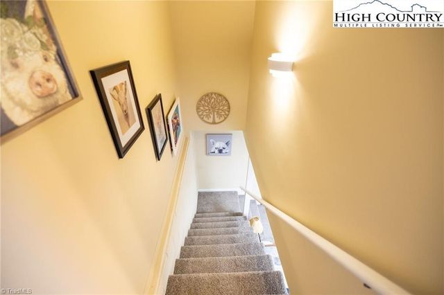 30 Village Road, Roaring Gap, NC 28668