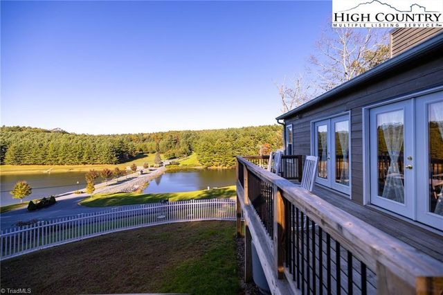 30 Village Road, Roaring Gap, NC 28668