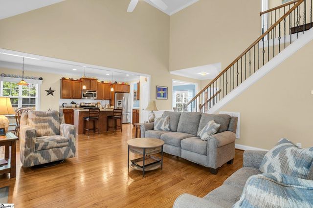 201 Franklin Oaks Lane, Greer, SC 29651