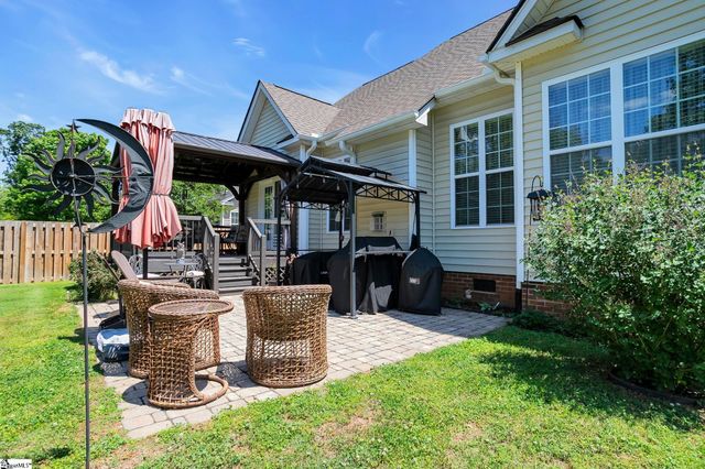 201 Franklin Oaks Lane, Greer, SC 29651