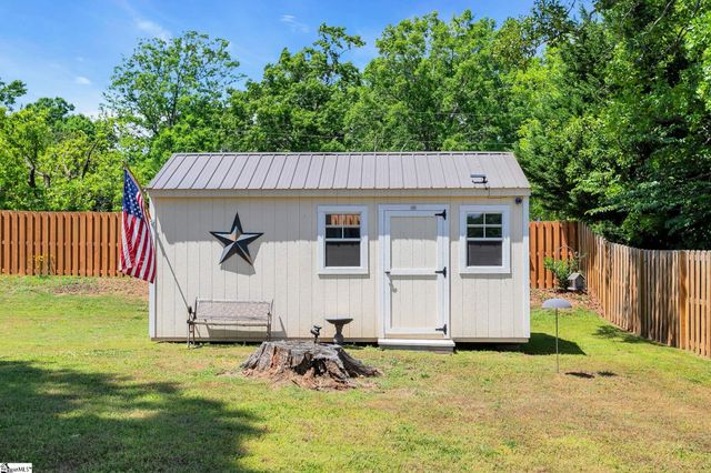 201 Franklin Oaks Lane, Greer, SC 29651
