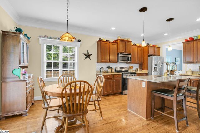 201 Franklin Oaks Lane, Greer, SC 29651