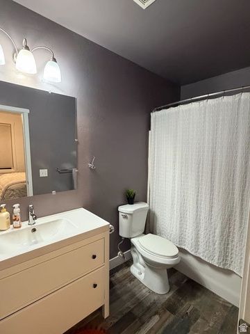 355 S 200 W, Orangeville, UT 84537