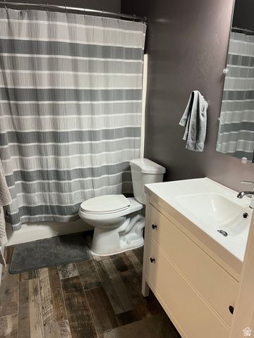 355 S 200 W, Orangeville, UT 84537