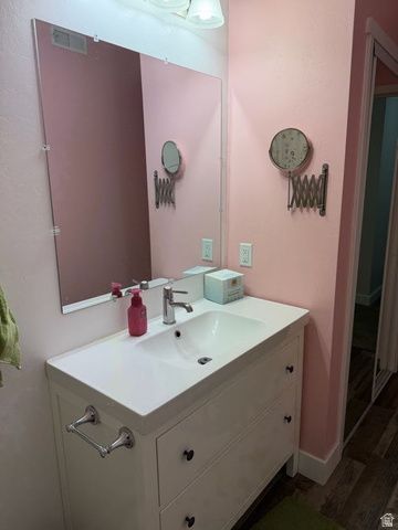 355 S 200 W, Orangeville, UT 84537