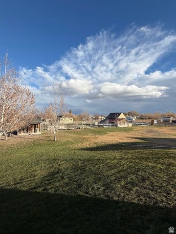 355 S 200 W, Orangeville, UT 84537