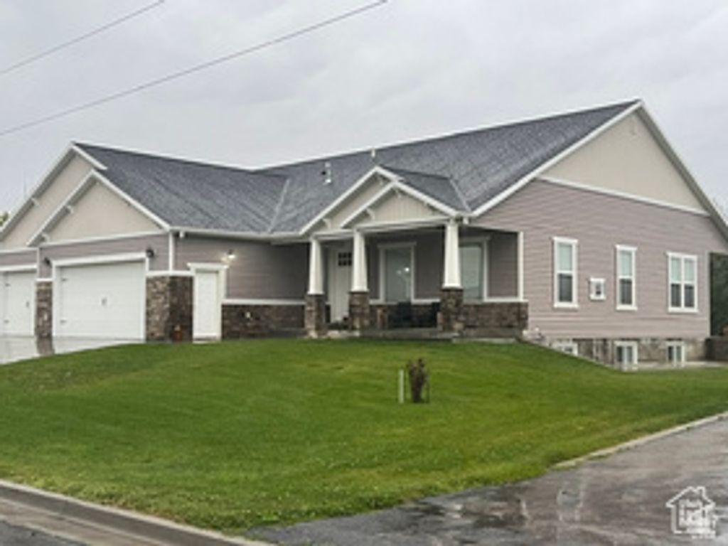 355 S 200 W, Orangeville, UT 84537