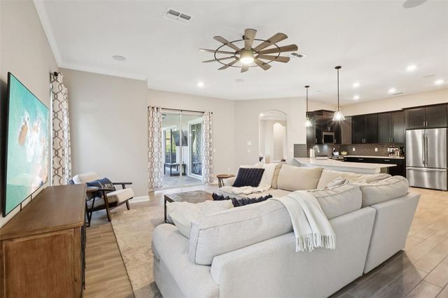 8847 FALLEN OAK DRIVE, Davenport, FL 33896