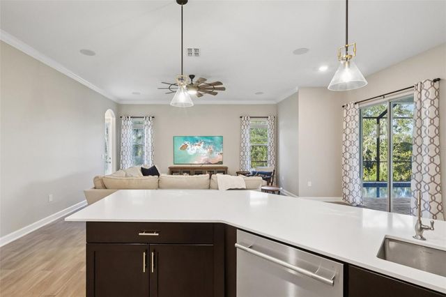 8847 FALLEN OAK DRIVE, Davenport, FL 33896