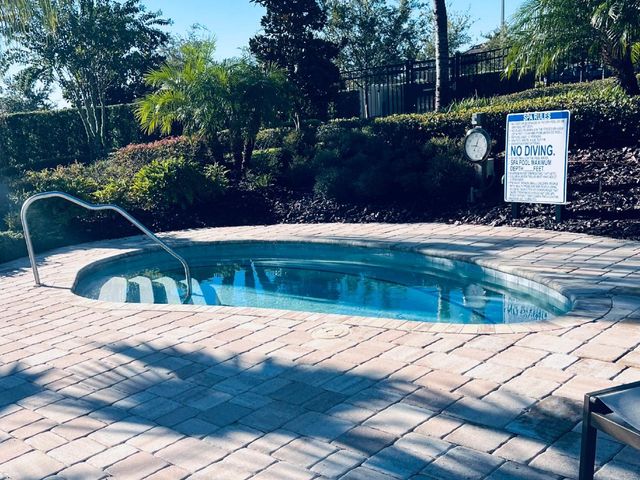 8847 FALLEN OAK DRIVE, Davenport, FL 33896