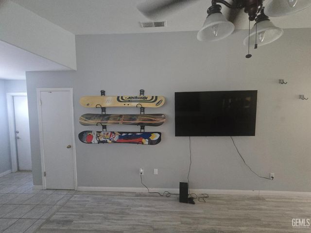 6311 Padua Court, Bakersfield, CA 93308