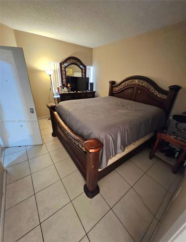 631 Cypress Lake Blvd E17, Deerfield Beach, FL 33064