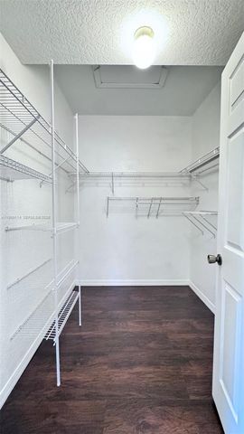 15245 SW 30th Ter, Miami, FL 33185