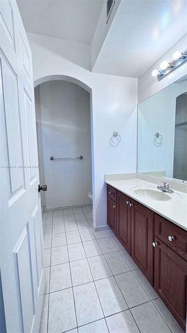 15245 SW 30th Ter, Miami, FL 33185