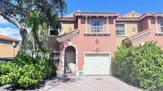 15245 SW 30th Ter, Miami, FL 33185