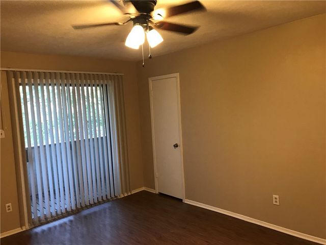 3201 Cougar Trail A, Bryan, TX 77807