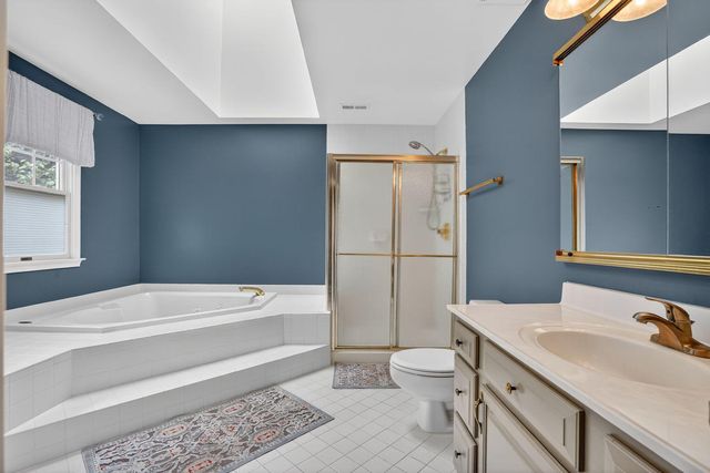 3506 CURTICE FARM DR, Fairfax, VA 22033