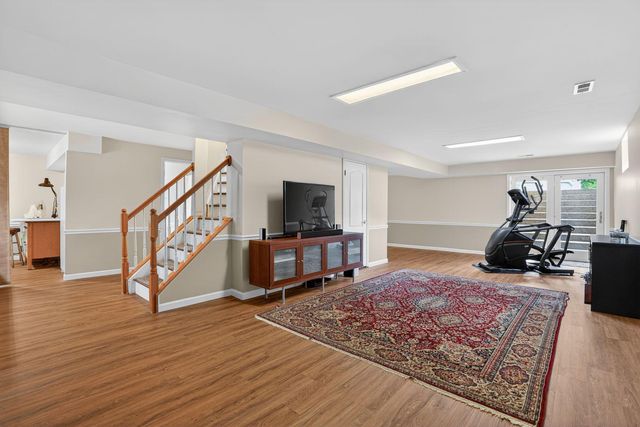 3506 CURTICE FARM DR, Fairfax, VA 22033