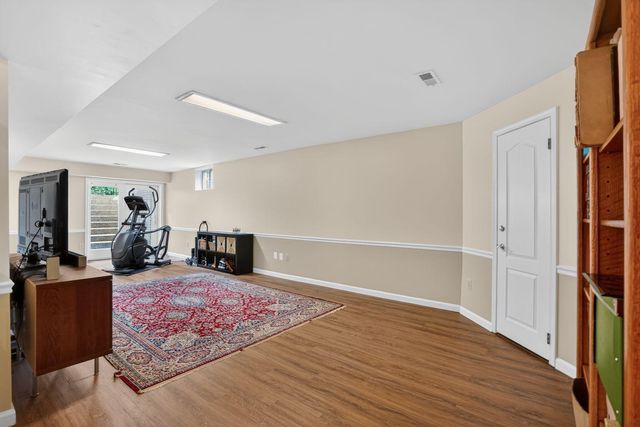 3506 CURTICE FARM DR, Fairfax, VA 22033