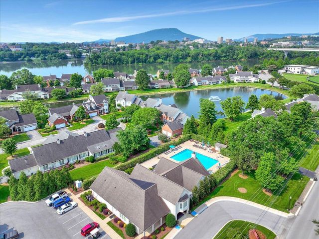 1284 Heritage Landing Drive, Chattanooga, TN 37405