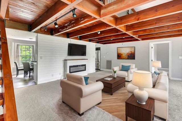 1284 Heritage Landing Drive, Chattanooga, TN 37405