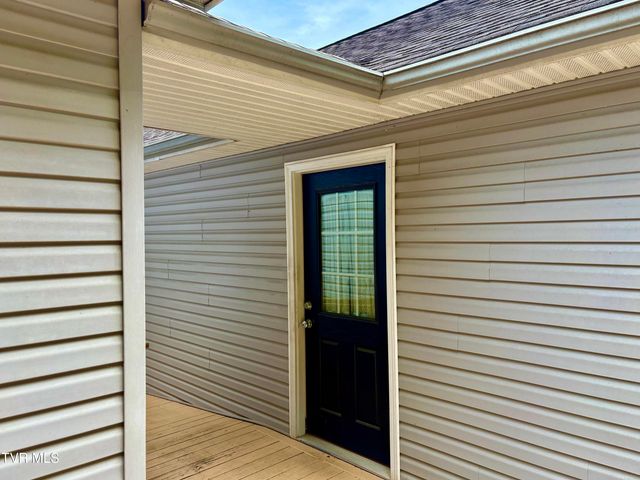 2251 Northeast Mountain Laurel Road, Norton, VA 24273