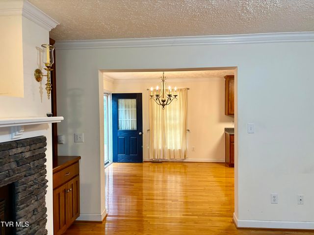2251 Northeast Mountain Laurel Road, Norton, VA 24273