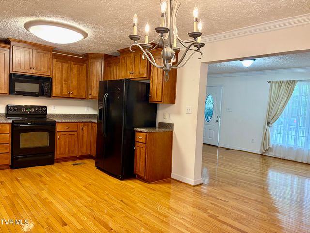 2251 Northeast Mountain Laurel Road, Norton, VA 24273