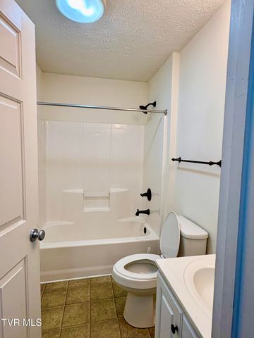 2251 Northeast Mountain Laurel Road, Norton, VA 24273