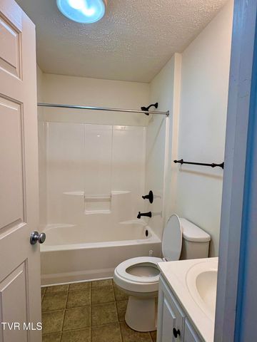 2251 Northeast Mountain Laurel Road, Norton, VA 24273