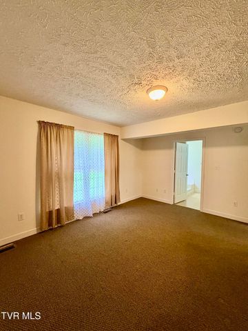 2251 Northeast Mountain Laurel Road, Norton, VA 24273