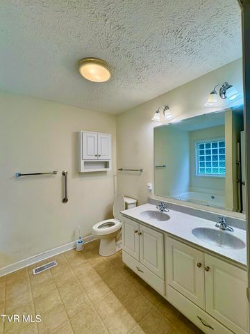 2251 Northeast Mountain Laurel Road, Norton, VA 24273