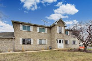 367 Stonington Place 367, South Elgin, IL 60177