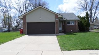27221 Blum Street, Roseville, MI 48066